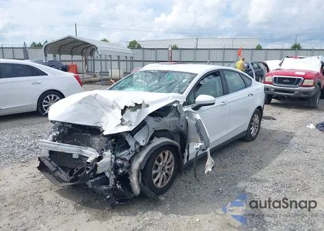 2015 Ford Fusion S z USA, uszkodzony, nr VIN 3FA6P0G75FR146076